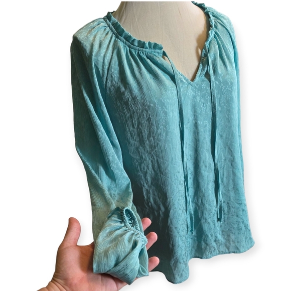 LC Lauren Conrad Long Sleeve Peasant Blouse, Blue/Green Color, Sizr XS - Picture 3 of 7